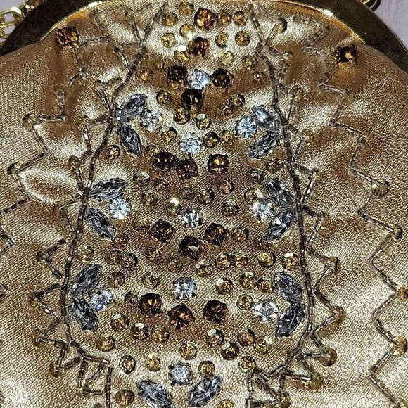 Gorgeous BARBARA Pelletarria Italy Clutch Satin Beaded  Bag  Gold NWT - Picture 5 of 13